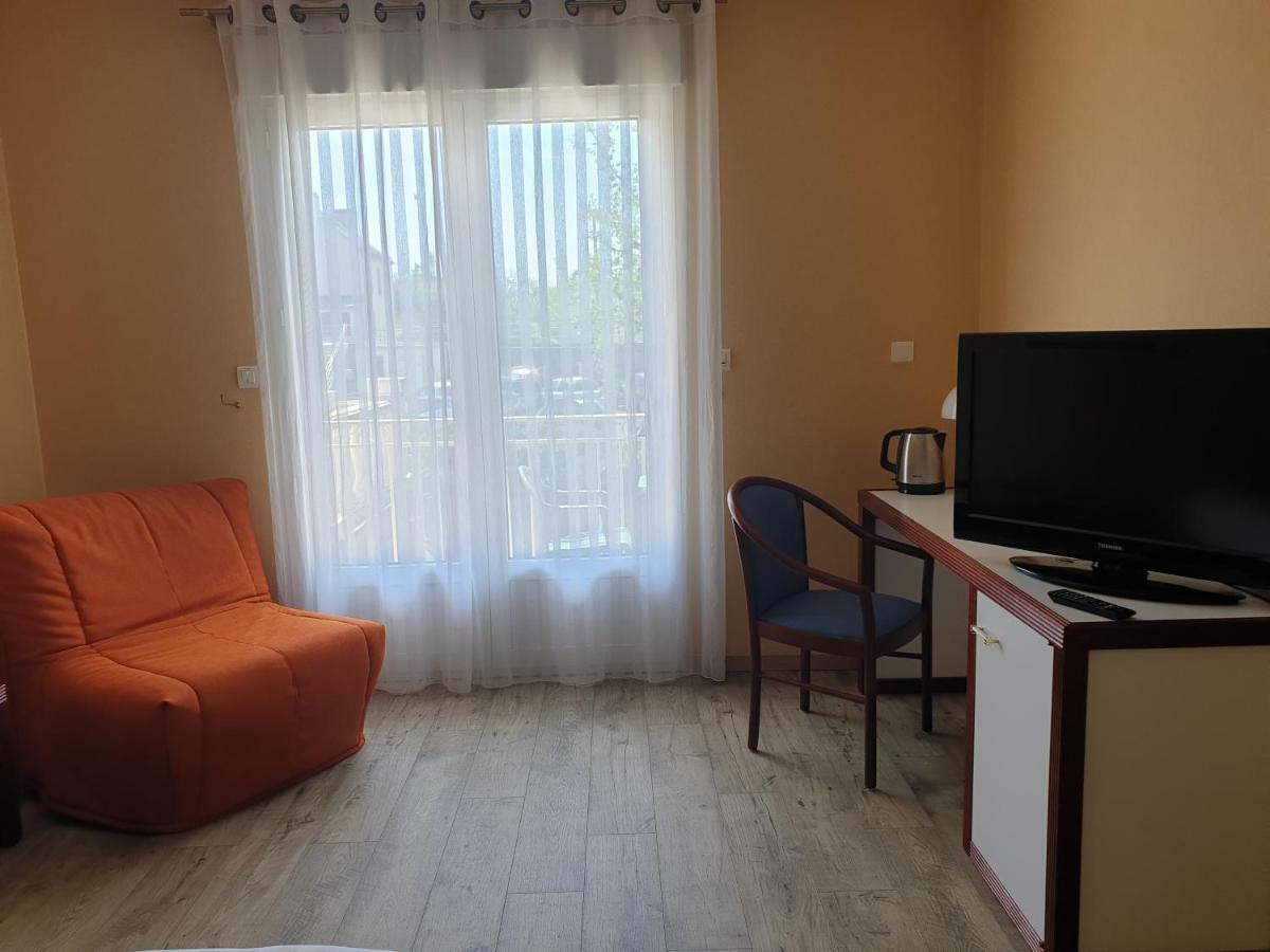 Hotel Pedagogique Coeur D'Apcher Saint-Chély-dʼApcher Kültér fotó